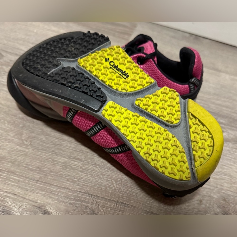 Columbia TechLite Omni-Grip Pink Trail Running Shoes | Women’s Athletic Sneakers - Picture 5 of 8